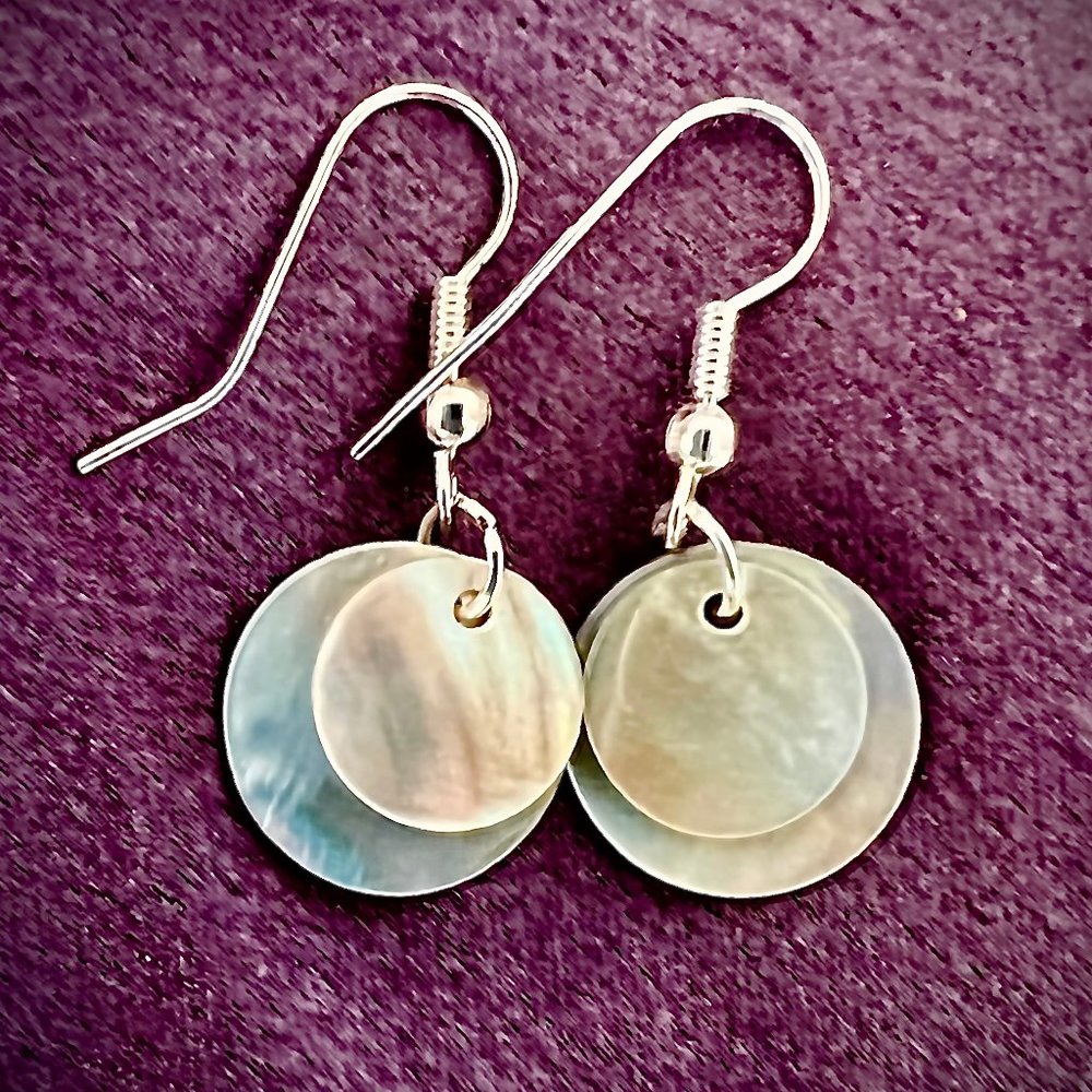 Double Circle Shell Earrings